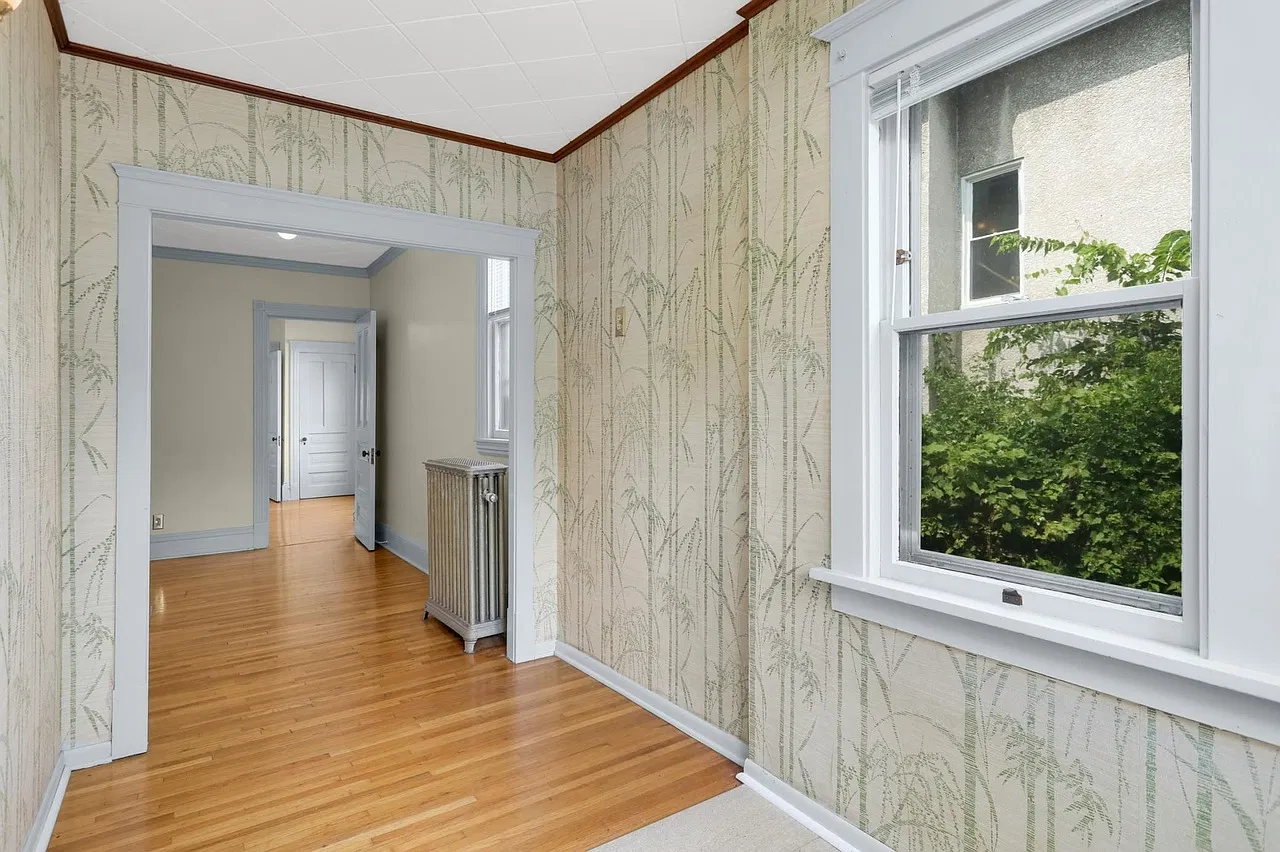 Studio, 490 sqft, $1,200 — Photo 2