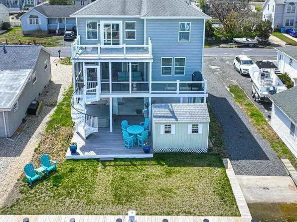 10404 New Quay Rd, Ocean City, MD 21842