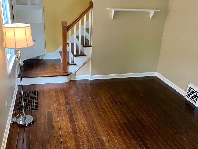 3810 Blanchan Ave — Photo 4