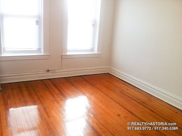 1st image of 3163 33rd St APT 15