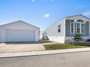 3515 Barb Ave, Park City, IL