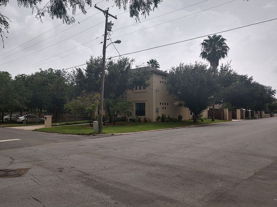 2nd image of 400 S 1st St