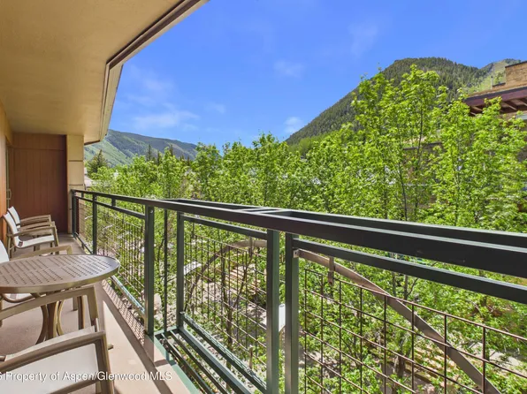 555 E Durant Ave #4, Aspen, CO 81611