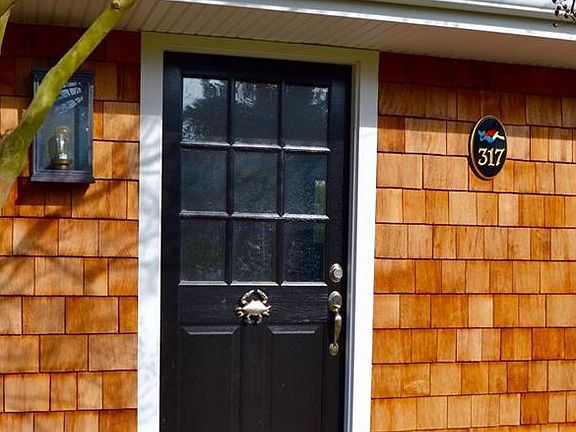 3rd image of 317 Salisbury St