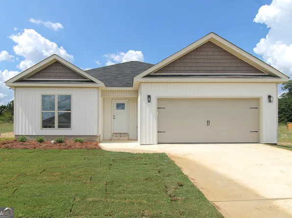 77 Cole Dr, Hawkinsville, GA 31036