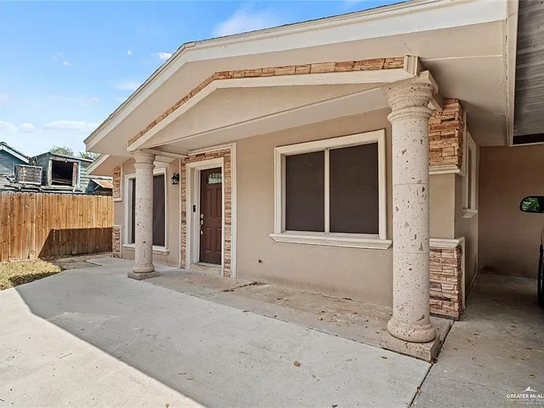 1014 E Peter St — Photo 21