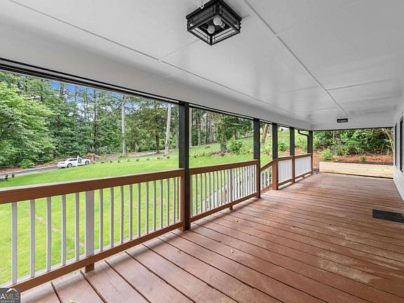 5th image of 1741 Lucy Dr NW