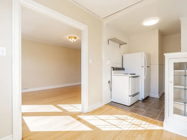 Roosevelt Apartments, 1729 12th Ave #1-302, Seattle, WA 98122