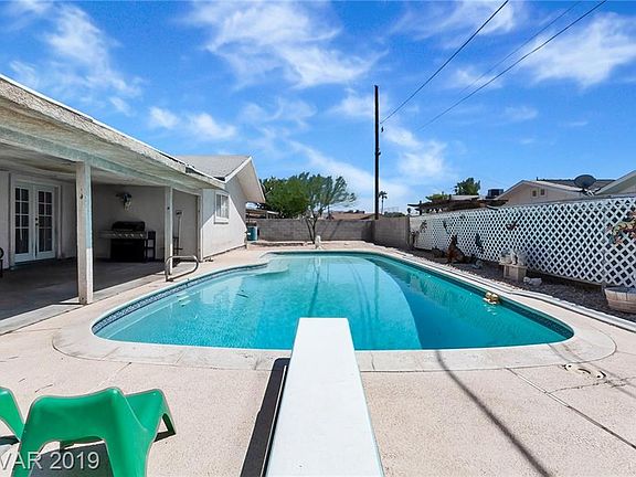 4th image of 5475 Cortina Ave