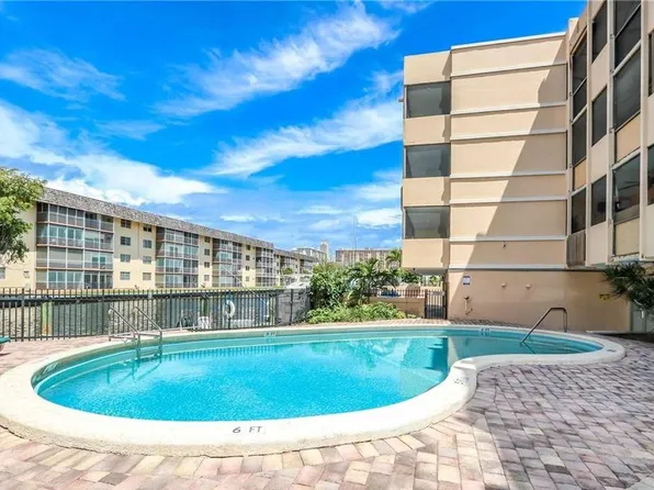 3527 NE 168th St, North Miami Beach, FL