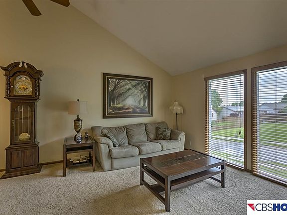 3rd image of 15205 Hillside Dr
