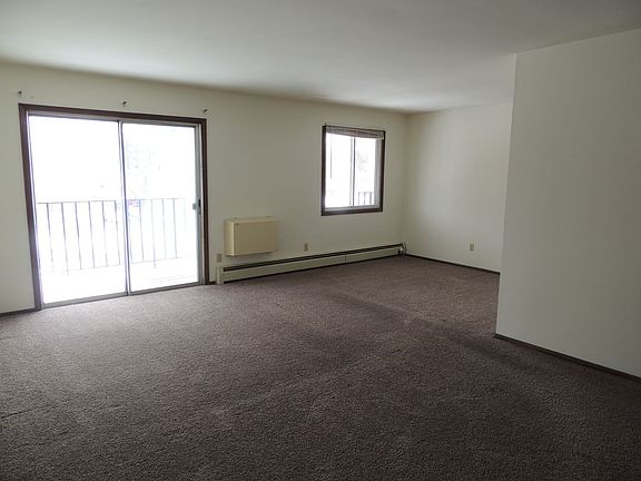 3rd image of 1222-1226 Fleetfoot Dr #202