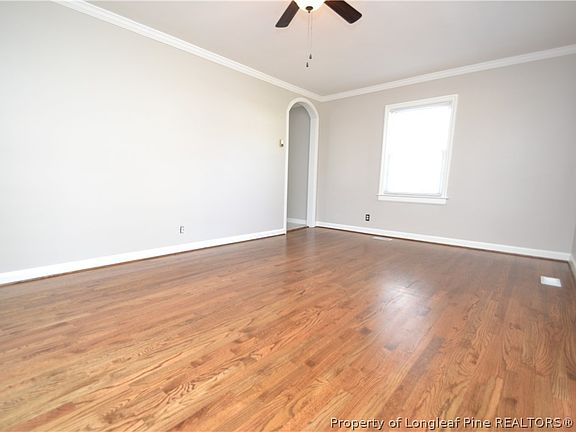 2nd image of 720 Brighton Rd