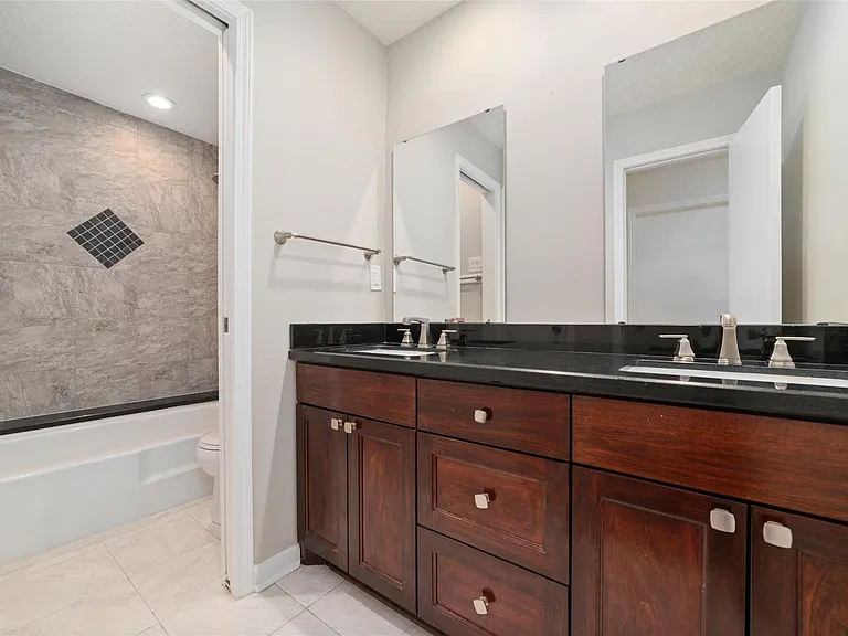 14345 Misty Meadow Ln — Photo 20