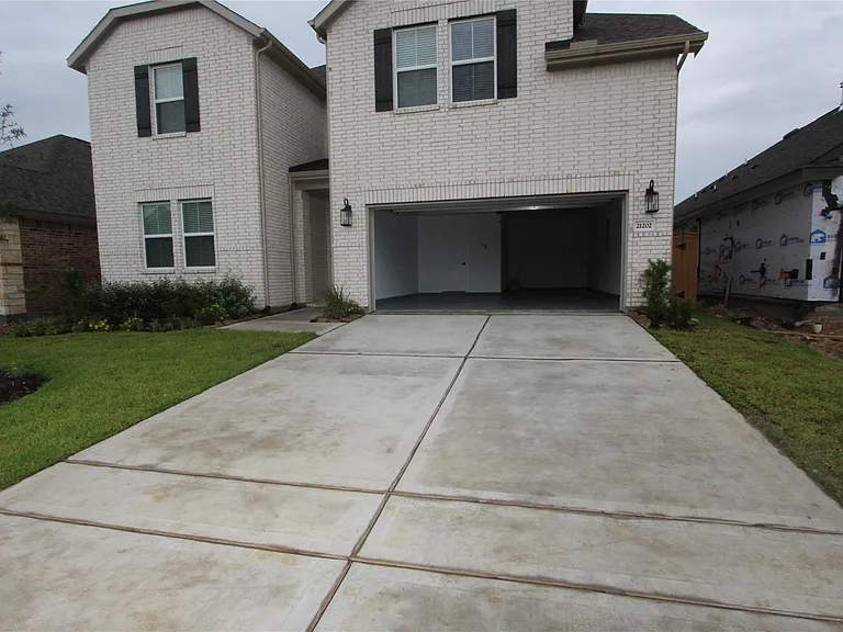 21202 Surf Island Dr — Photo 13