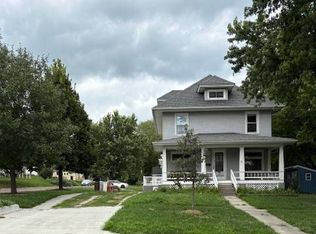 220 W 4th St, Wayne, NE 68787