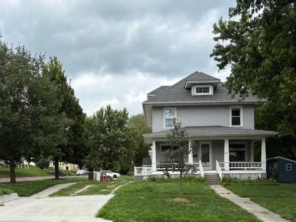 220 W 4th St, Wayne, NE 68787