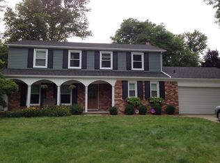 708 Spartan Dr, Rochester Hills, MI 48309