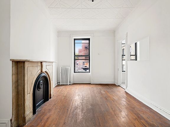 4th image of 527A 6th Ave