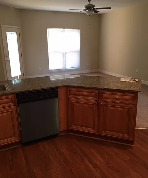 503 Arbor Lake Dr — Photo 3