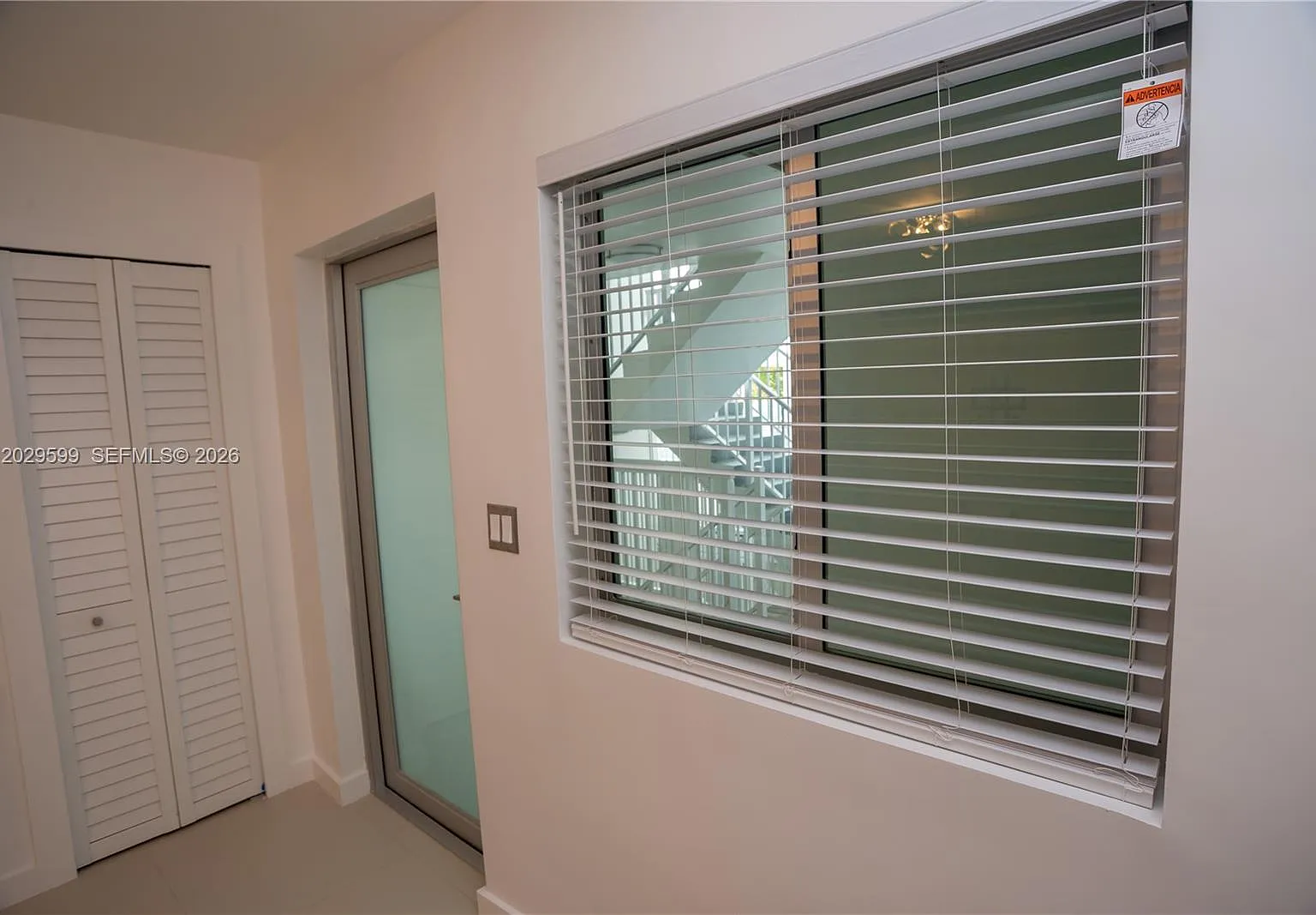 Enclave Shores Condo — Photo 4