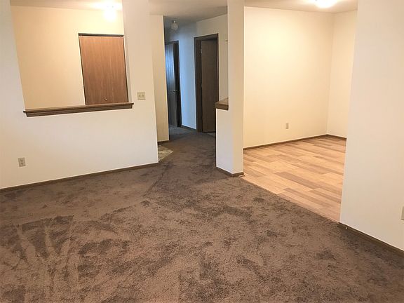 4th image of 5682 Norfolk Dr APT 3
