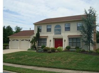 15 Greenleigh Cir, Sewell, NJ 08080