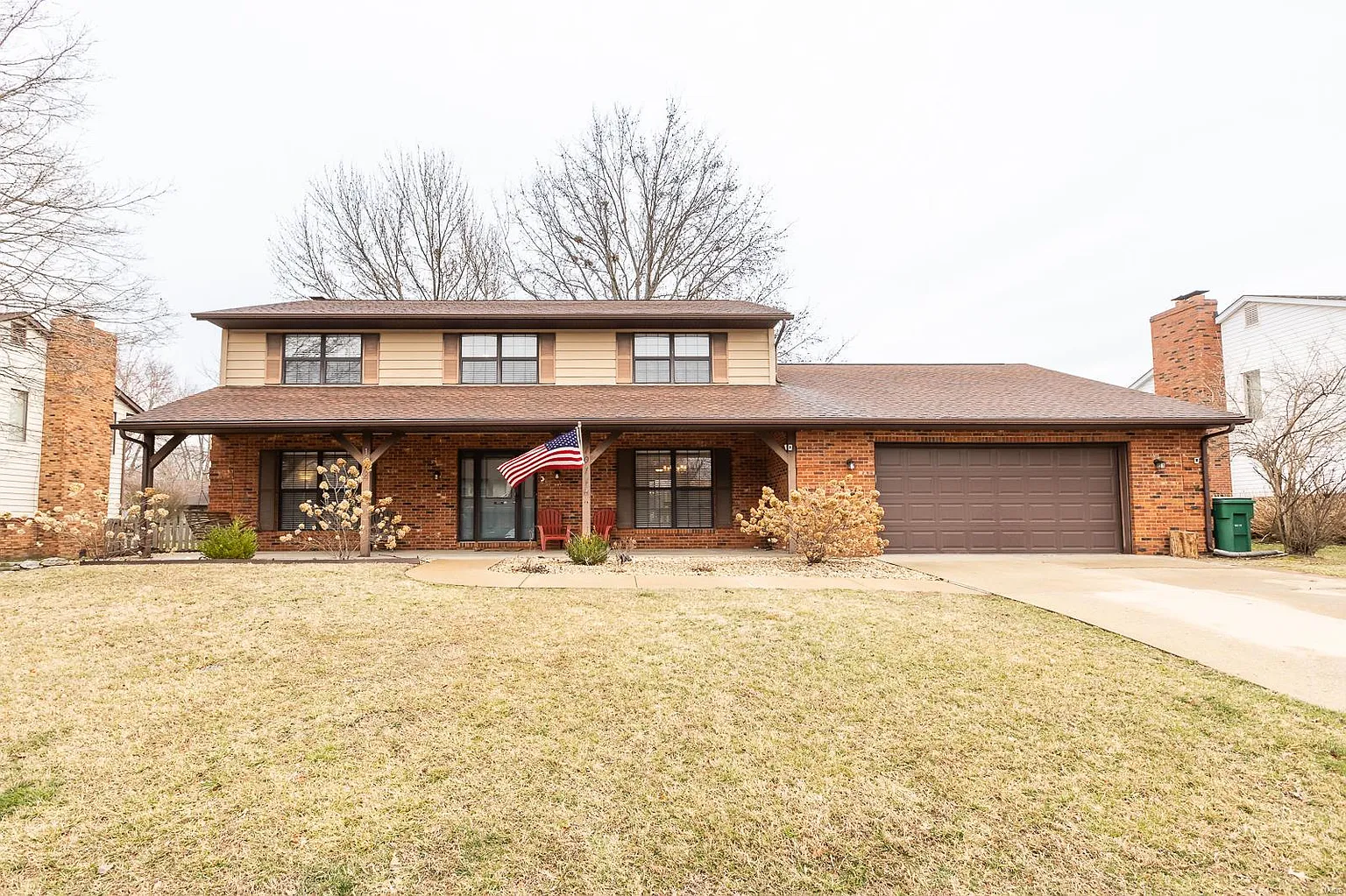 1014 Woodleaf Dr photo 1