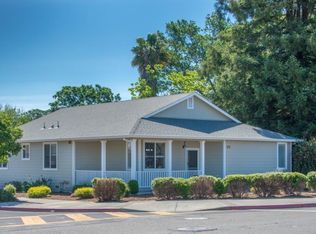 907 Starr Creek Ct, Windsor, CA 95492