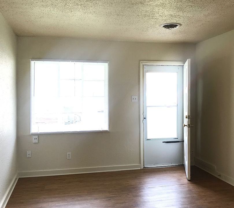 1st image of 3396 SW Brendan Ave