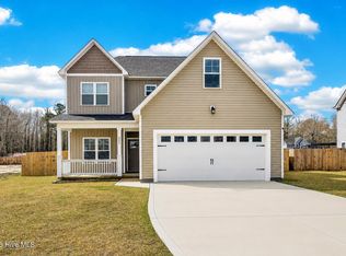 205 W Theriault Court, Jacksonville, NC 28540