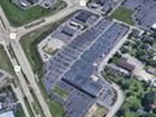 701 Russ Ave, Machesney Park, IL 61115