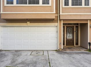 5515 Crooms St, Houston, TX 77007