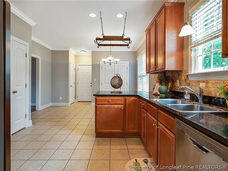 35 Blue Pine Dr — Photo 11