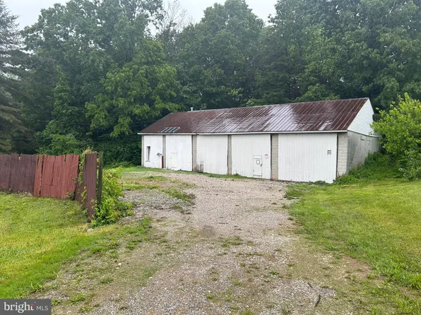 N Rohrbaugh Rd, Seven Valleys, PA 17360