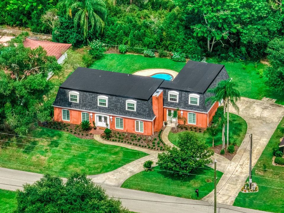 1st image of 4116 Medina Way