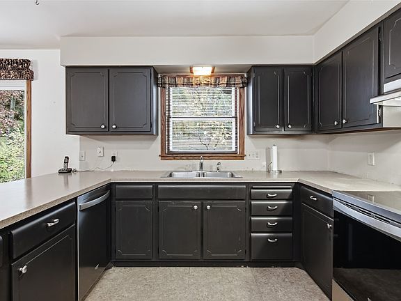 3rd image of E4608 483rd Avenue