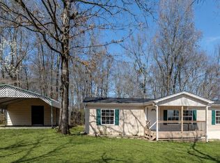 225 W Meadows Ln NE, Cleveland, TN 37312