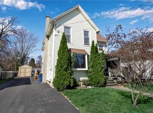 41 Minard St, Lockport, NY 14094