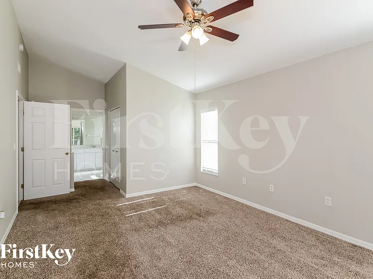 2658 6th Ct E — Photo 8
