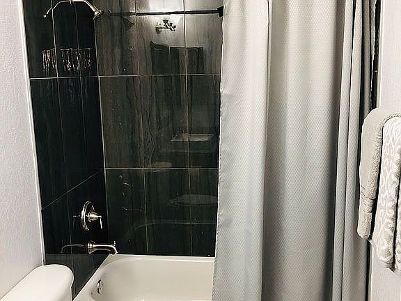4th image of 5074 S Rainbow Blvd Unit 201