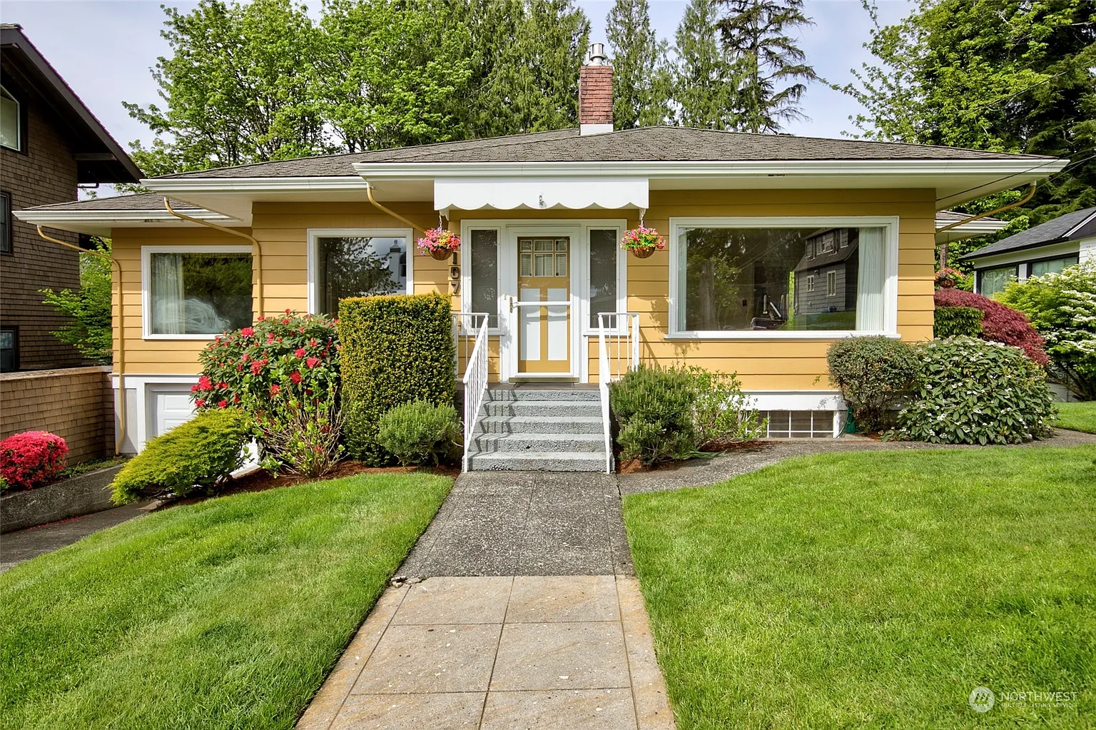 1107 N L Street photo 1