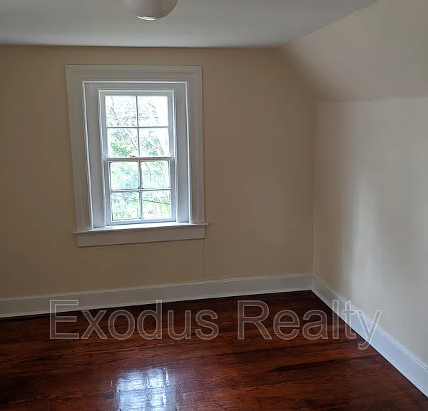 312 Bracken St #A — Photo 8