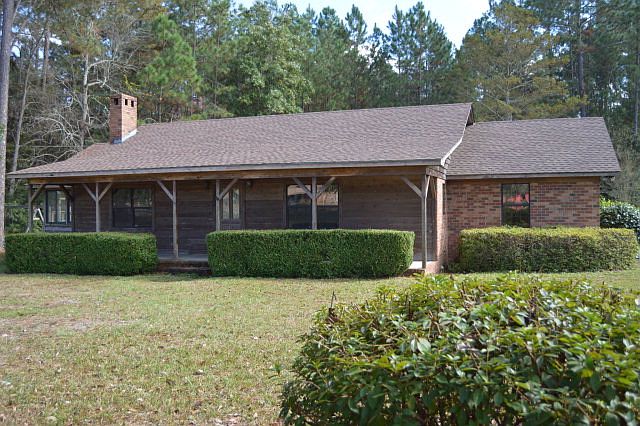 1st image of 221 Tattnall St