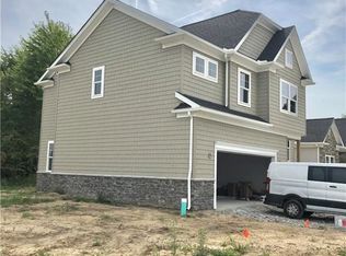 5401 Trevi Ct, North Ridgeville, OH 44039