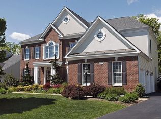 22555 Forest Manor Dr, Ashburn, VA