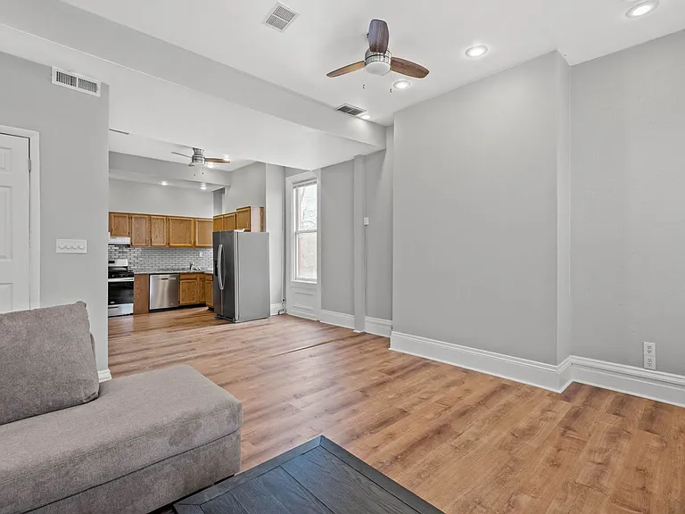 1137 Sheffield St — Photo 14