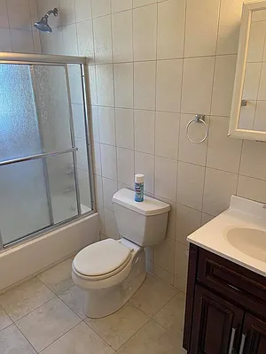 Rented by NY Space Finders Inc. | media 8