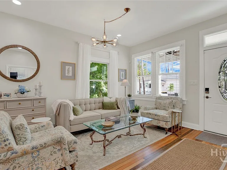 809 E Bolton St — Photo 9