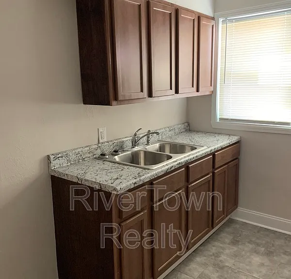 3577 Tutwiler Ave — Photo 7